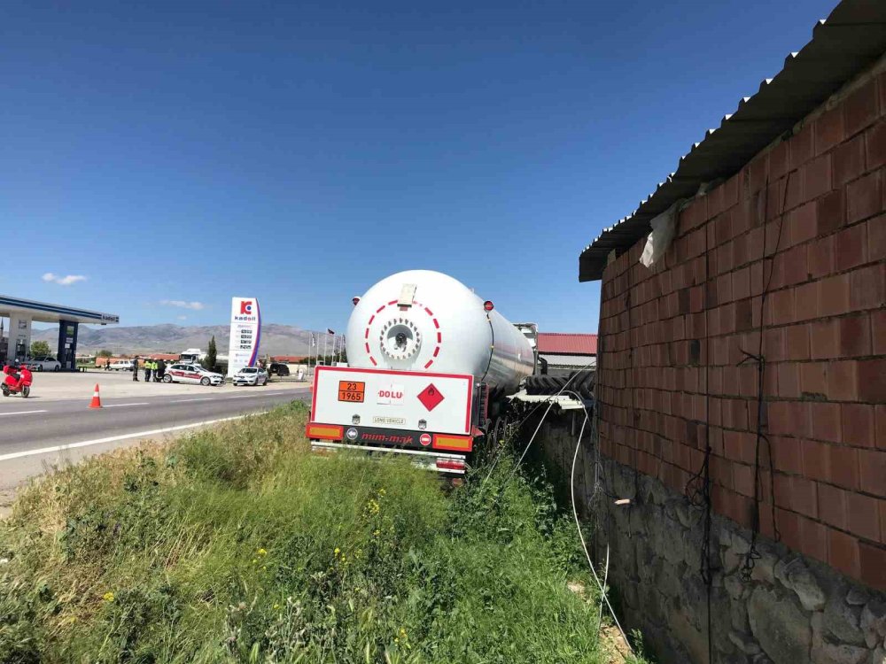 Tanker faciasının eşiğinden dönüldü
