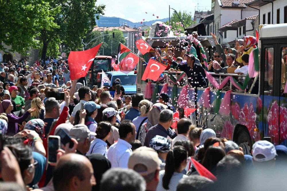 Üç Günlük Gül Şöleni Başlıyor