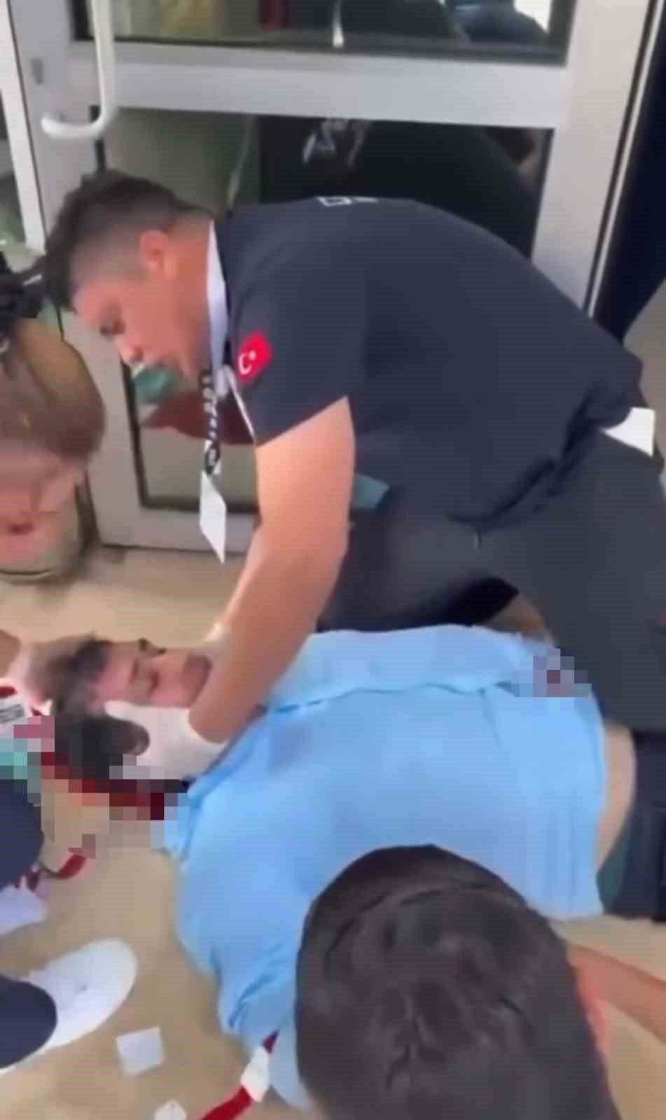Azerbaycanlı başkana Antalya'daki şampiyona sırasında bıçaklı saldırı