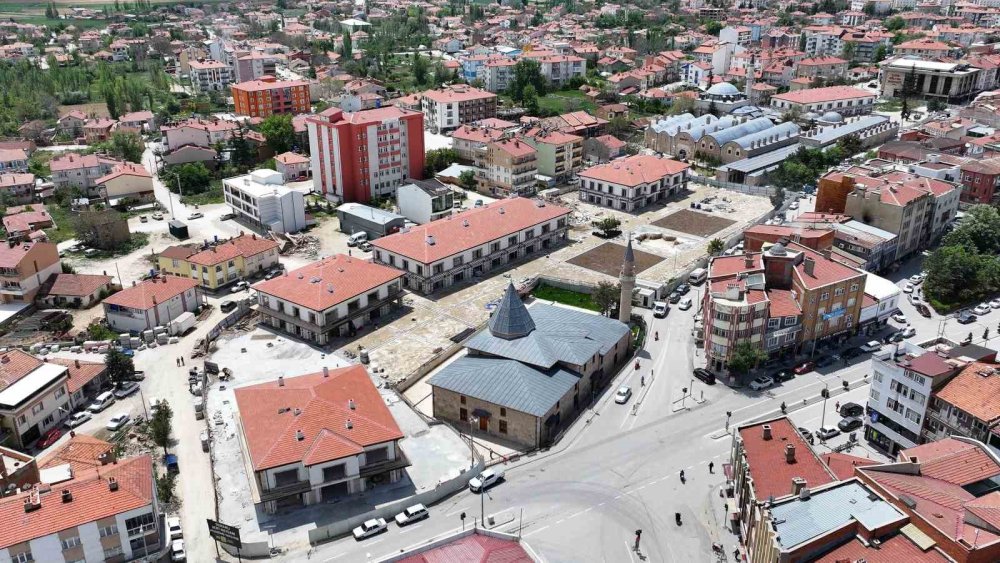 Ilgın Osmanlı Kent Meydanı Dönüşüm Projesi’nde Sona Yaklaşıldı