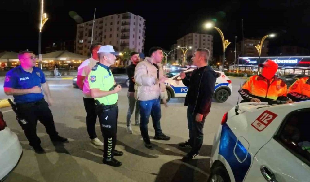 Zikzaktan ceza yedi, gazeteciyi tehdit etti