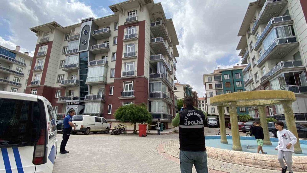 Konya’da Feci Kaza: Minik Çocuk 5. Kattan Beton Zemine Düştü