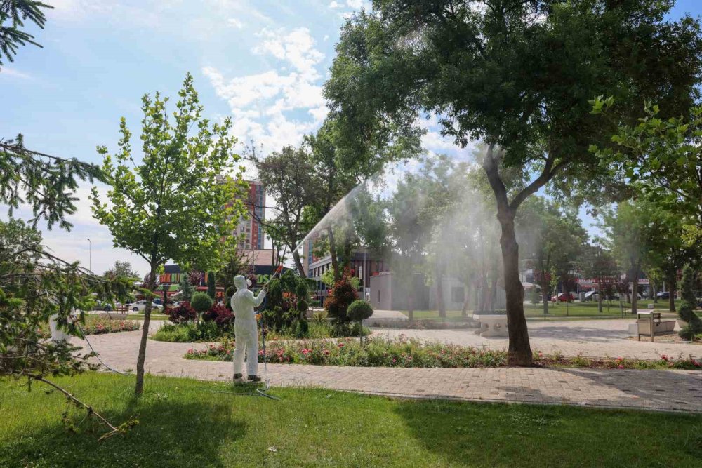 Selçuklu'da haşere mücadelesi