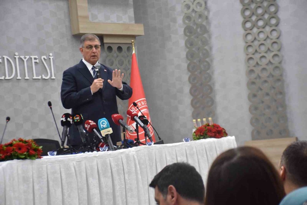 Grevdeki sendikaya sert çıkış: İzmir diz çökmez