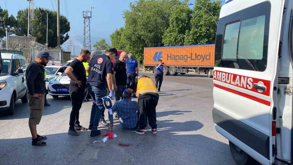 Yürüyüşte atak geçirdi, kafa üstü düşerek ağır yaralandı