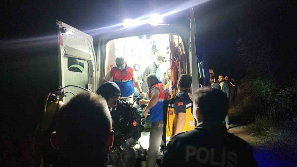 Bursa’da gölette facia: Alabora olan teknede 1 kişi hayatını kaybetti
