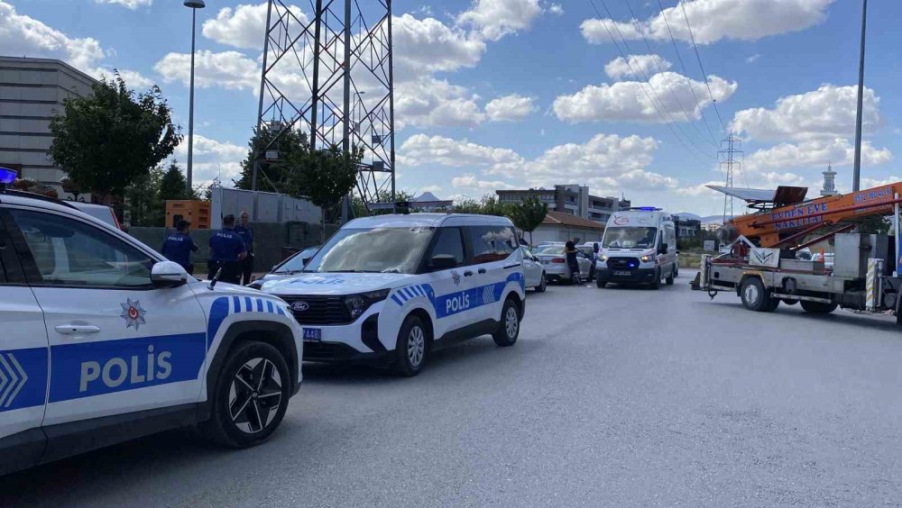 Konya'da parkta çıkan kavgada 15 yaşındaki çocuk bıçaklandı