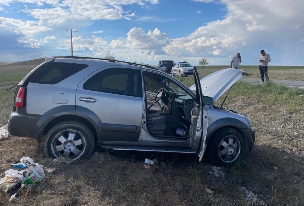 Konya'da SUV araç takla attı: 2 kişi yaralandı