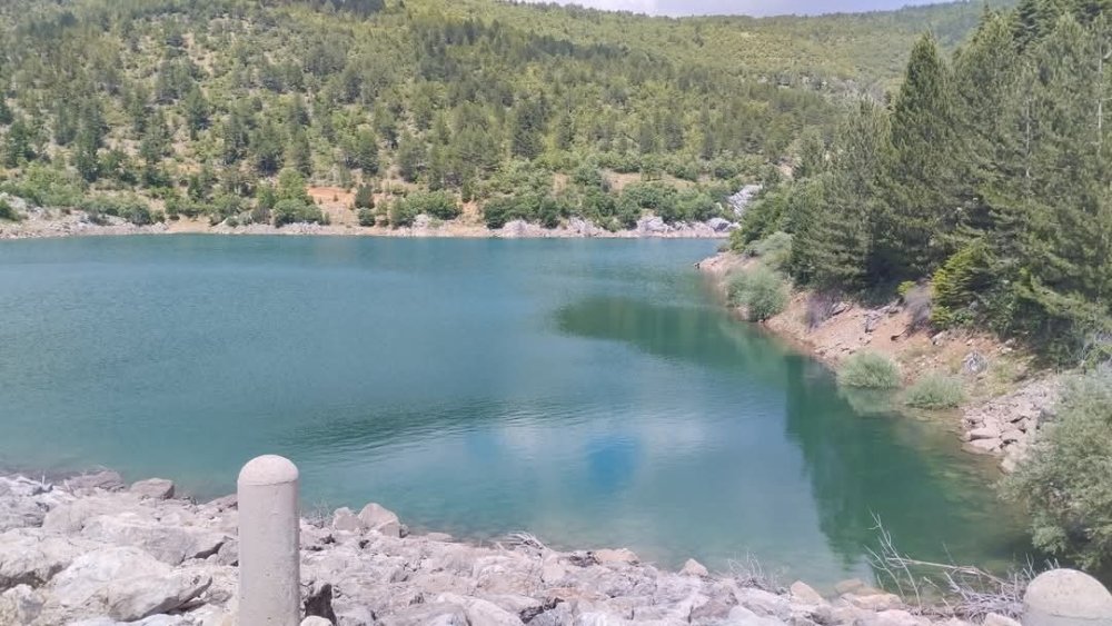 İlkbahar yağışları Derebucak’taki barajı doldurdu, çiftçilerin yüzü güldü