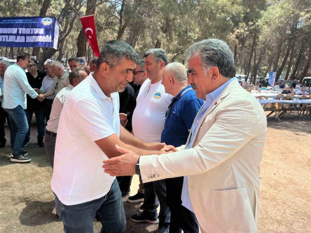 Erzurumlular İzmir’de buluştu