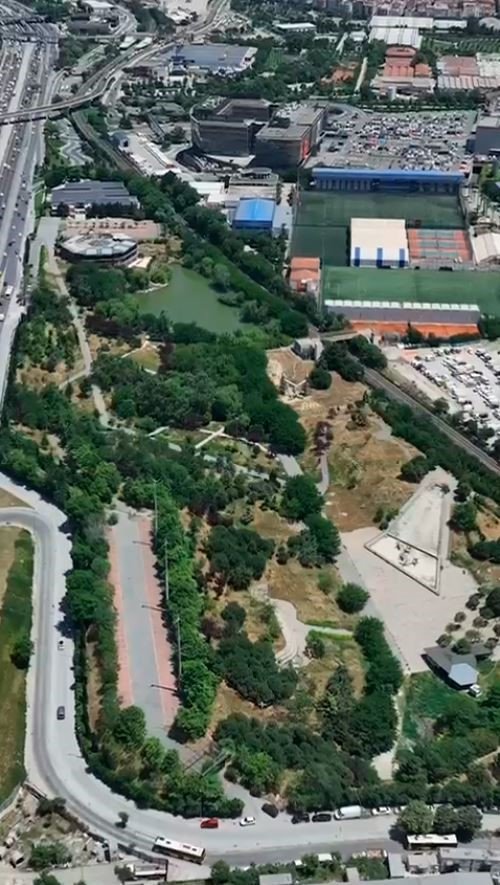 Koca park göz göre göre yok edildi