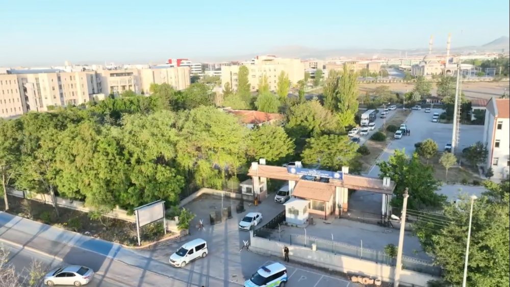 Konya polisinden 46 baskın 47 tutuklama