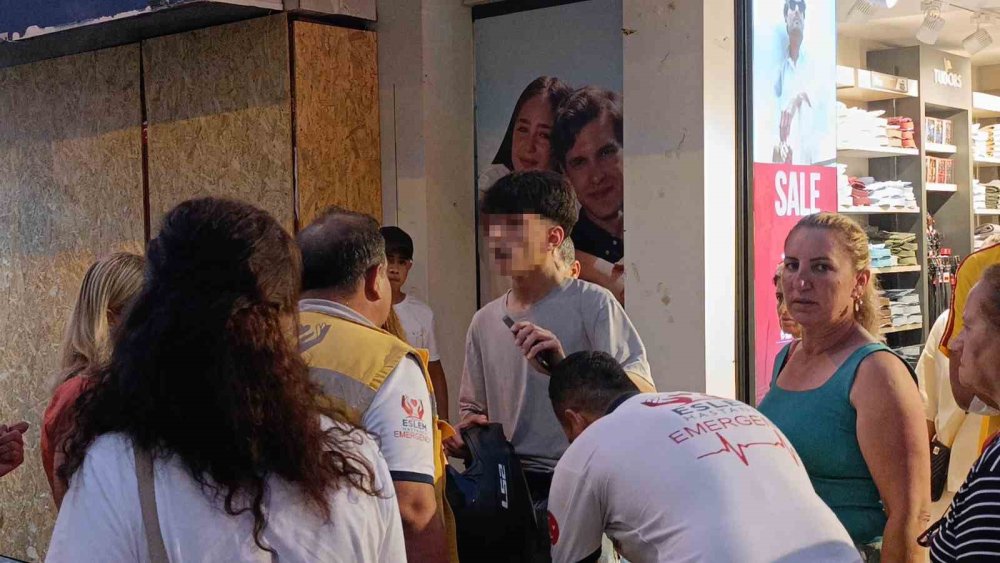 Ehliyetsiz sürücü kaza yapıp kaçtı, olay yerine arkadaşını gönderdi