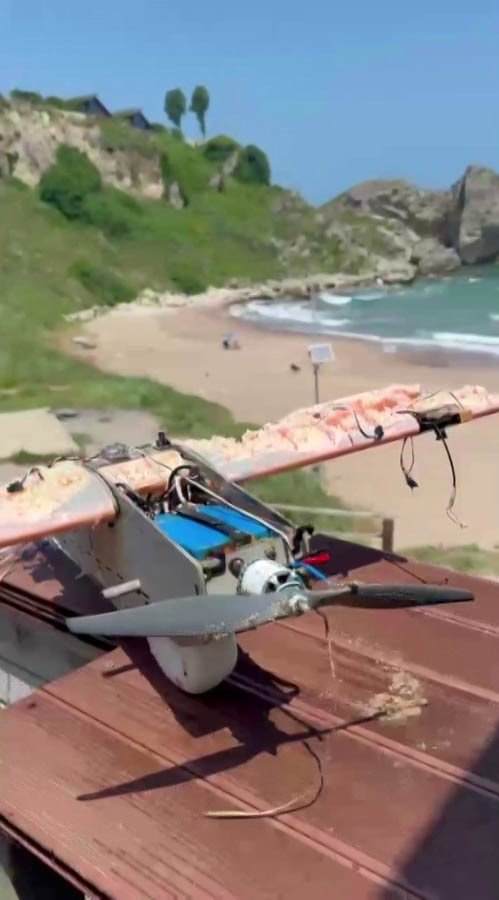 Şile sahilinde kıyıya Ukrayna yapımı kamikaze dronuna benzeyen cisim vurdu