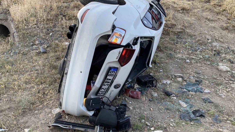 Aksaray'da kavşakta feci kaza: 2’si ağır 8 yaralı