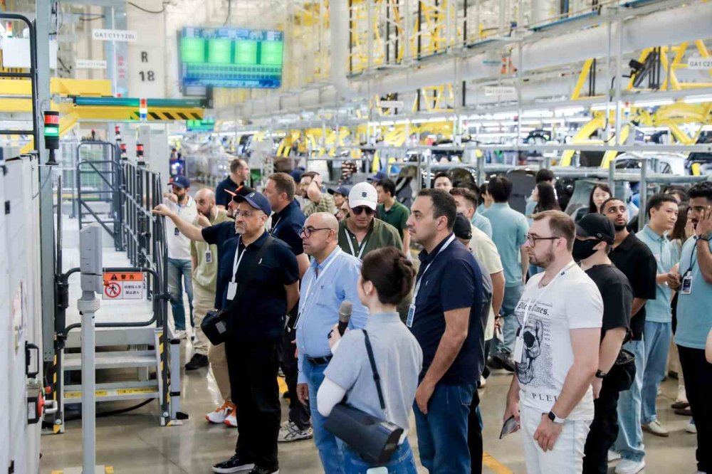 Elektrikli Araçta Yeni Standart: AITO Çin’de Medyaya Kapılarını Açtı