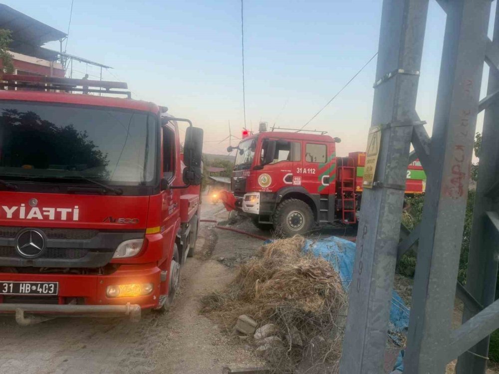 Hatay'dan yükselen dumanlara acil müdahale