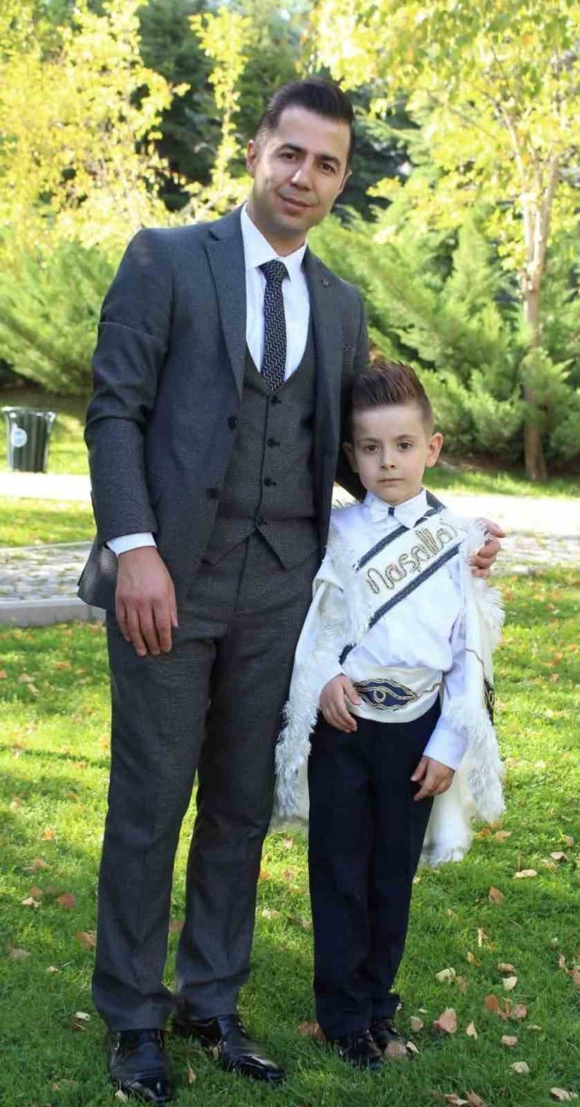 Salda'da boğulan baba-oğula Ankara'da gözü yaşlı cenaze