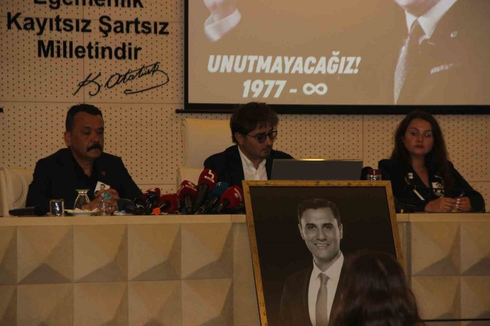 Ferdi Zeyrek'ten geriye kalan koltuk Besim Dutlulu'nun oldu