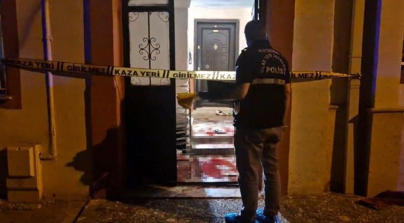 Konya’da Gece Yarısı Bıçaklı Kavga: Baba ve İki Oğlu Yaralandı