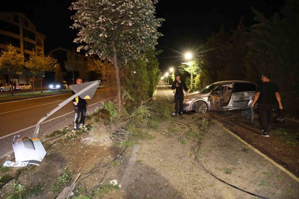 Kaza yapan alkollü ve ehliyetsiz sürücü 'babam yaptı' dedi