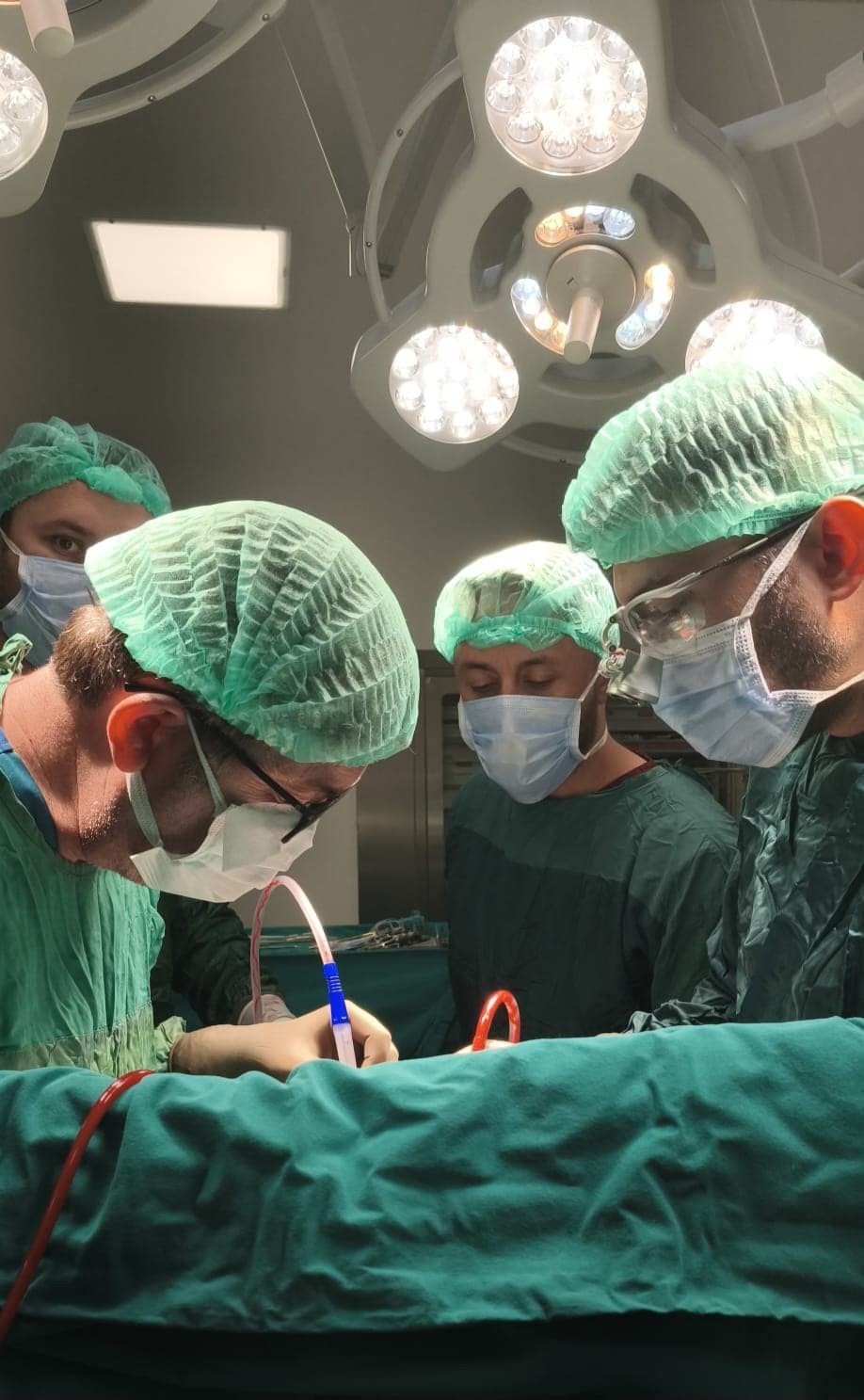 Niğde'de kalp cerrahisinde tarihi başarı