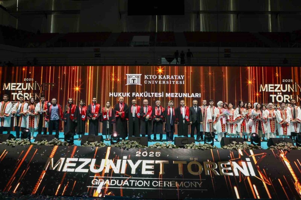 KTO Karatay Üniversitesi 13. Dönem Mezunlarını Gururla Uğurladı