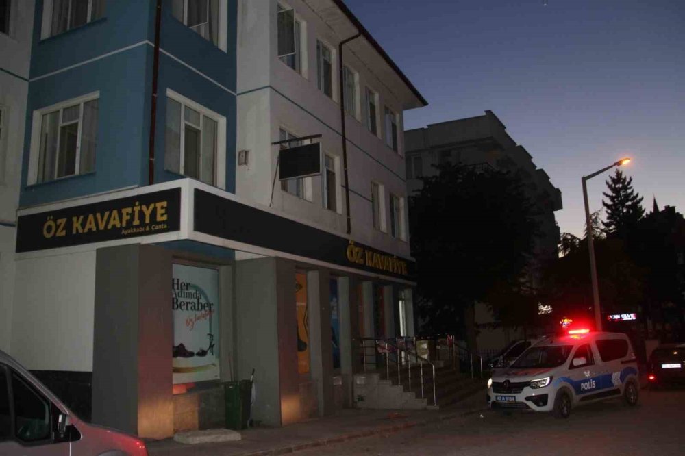 Otelin 3. katından düşen 22 aylık bebek Konya'ya sevk edildi