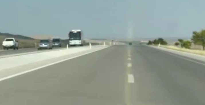 Aksaray-Konya yolunda ters yönde 120 kilometre hızla ilerledi, faciadan dönüldü