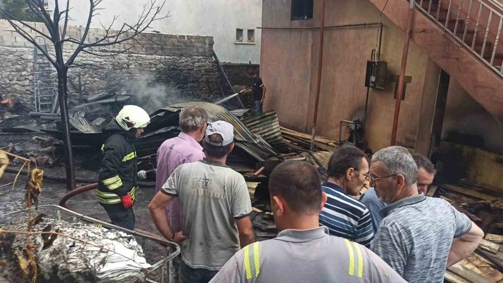 Otları yakmak istedi, mahalleyi yakıyordu