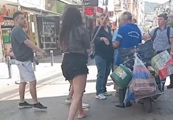 Belediye işçisine saldıran 2 genç kız tutuklandı