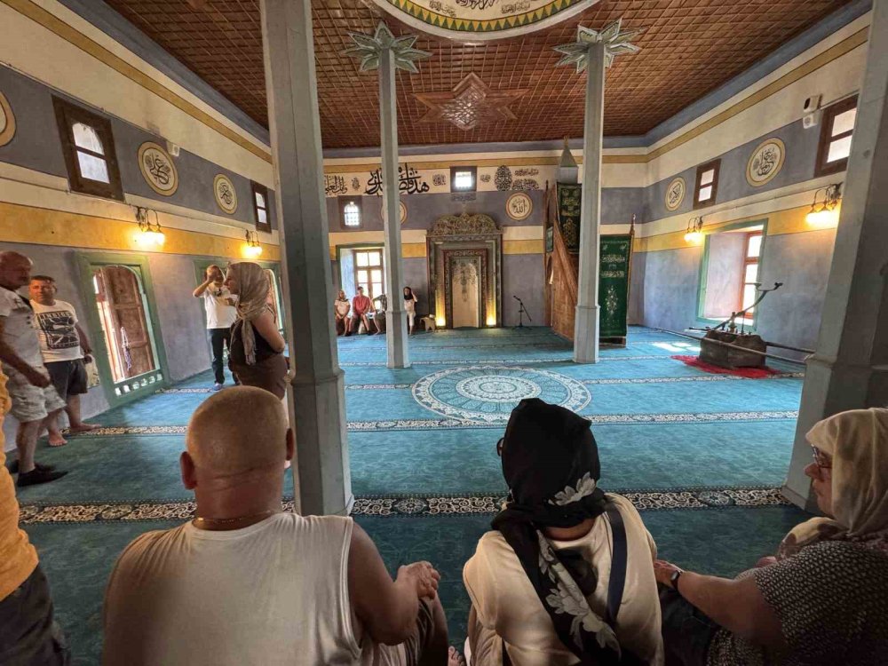 800 yıllık 50 nüfuslu köy, 50 bin turist ağırladı