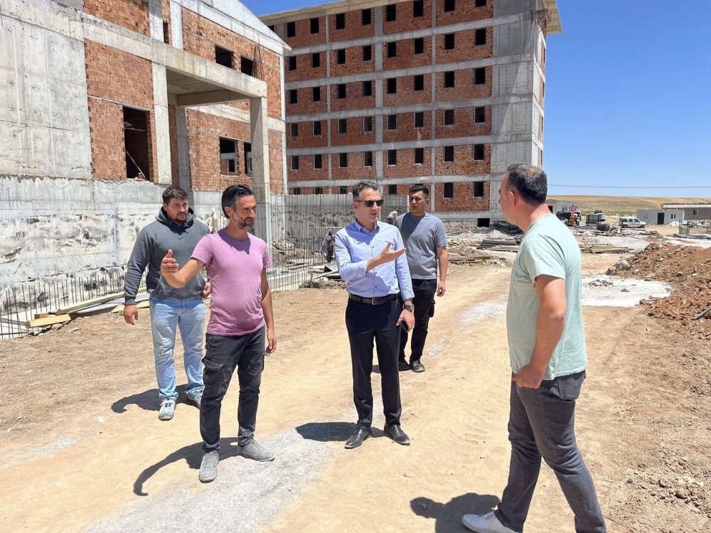 Kulu’da eğitime büyük katkı: KYK yurt binası hızla yükseliyor