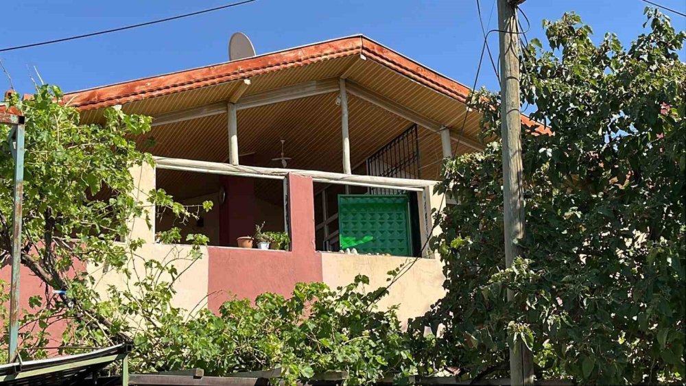 Meram'da aile içi dehşet: Annesini ve ablasını bıçakladı, ardından kendini yaraladı