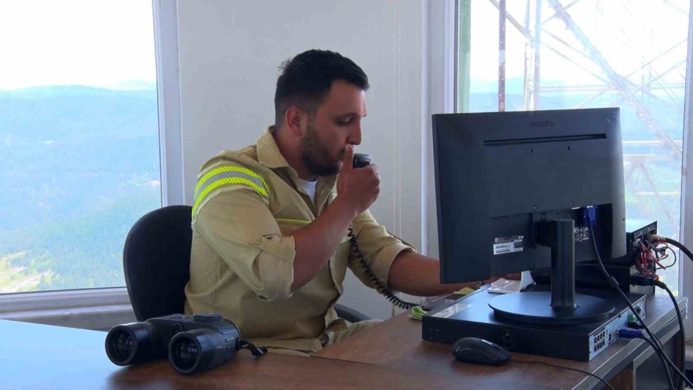 Yeşil Vatan Nöbeti: Işık Dağı’ndaki Gözetleme Kulesinde 7/24 Orman Mesaisi