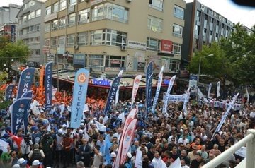 TÜRK-İŞ’ten 81 İlde Eylem: 600 Bin Kamu İşçisi İçin Mücadelemiz Sürecek