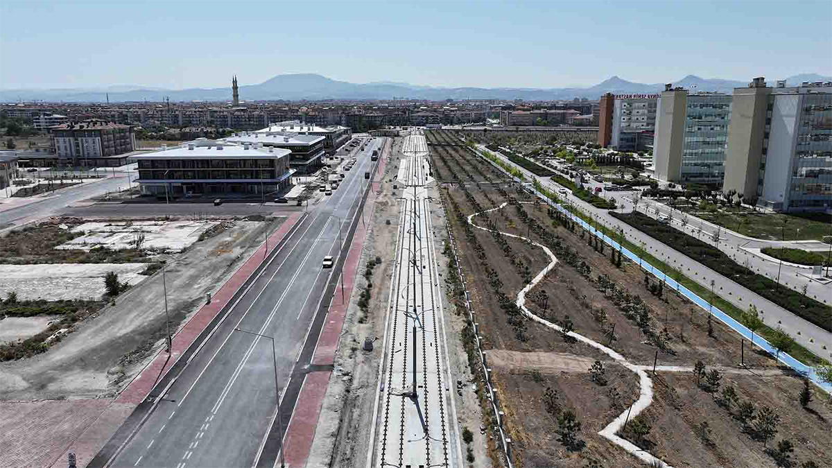 konya-tramvay-sehir-hastanesi.jpg