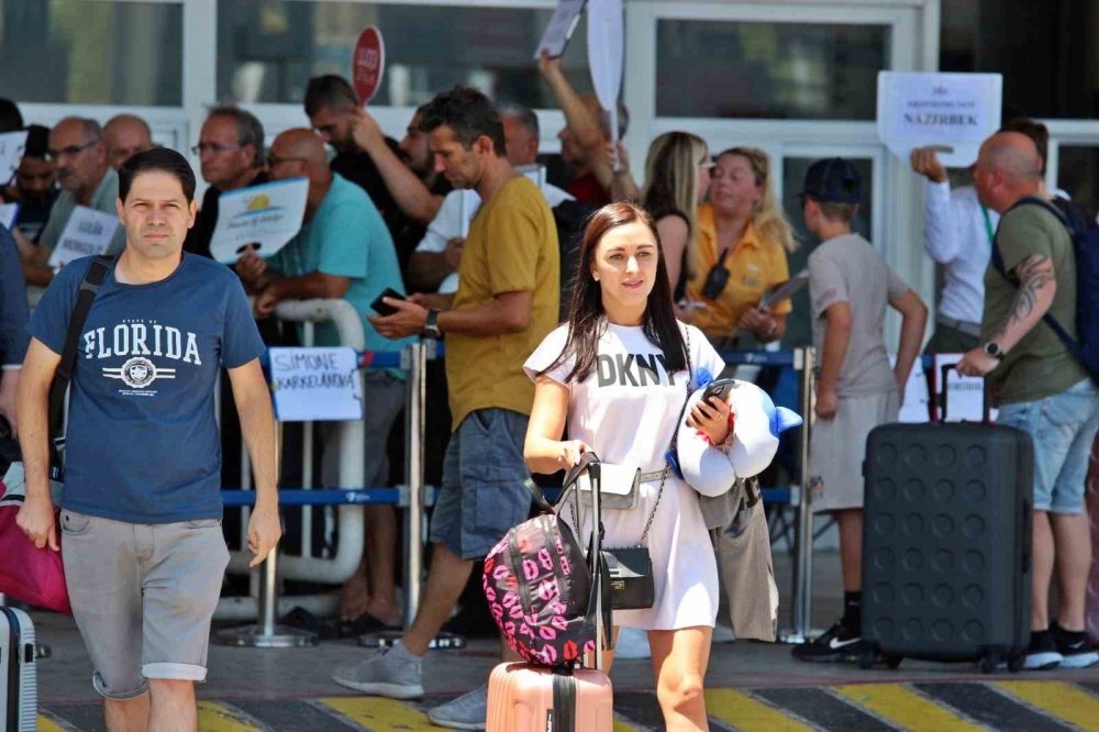 Türkiye Turizmde Küme Düşme Eşiğinde