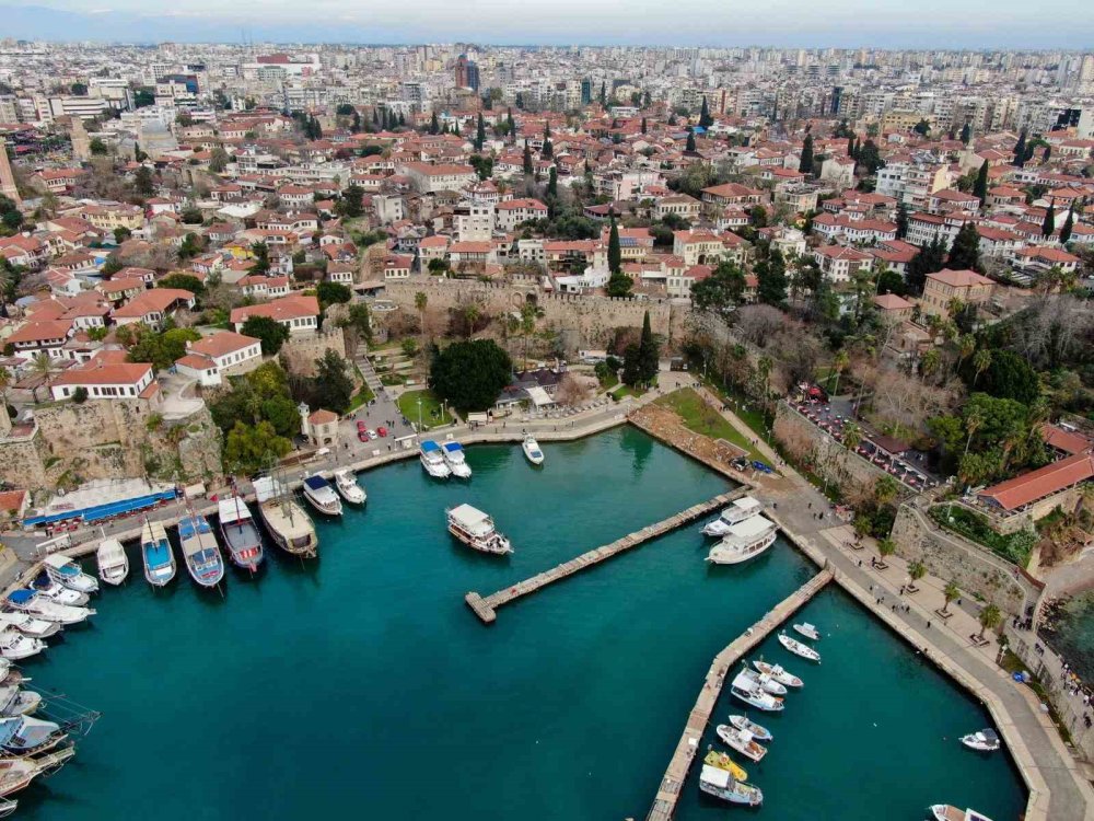 Türkiye Turizmde Küme Düşme Eşiğinde