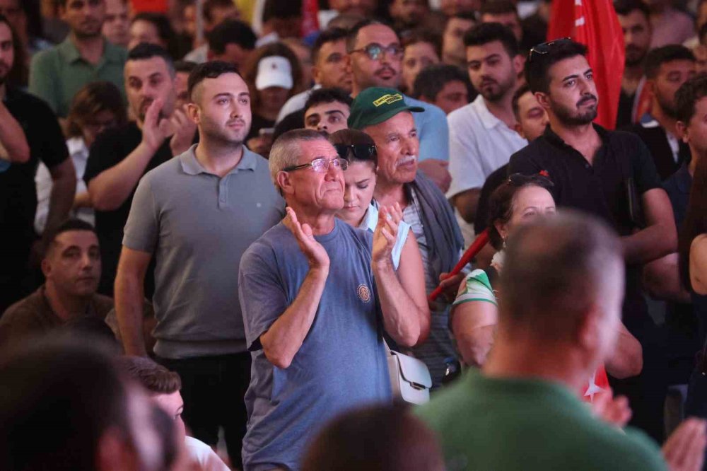 Antalya’da Muhittin Böcek’e destek mitingi