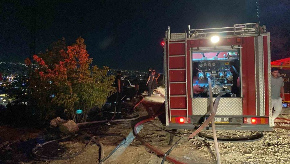 Konya’da havai fişekle yangın çıkaran 3 kişi gözaltına alındı