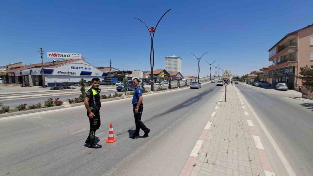 Yola dökülen yağ kazaya neden oldu
