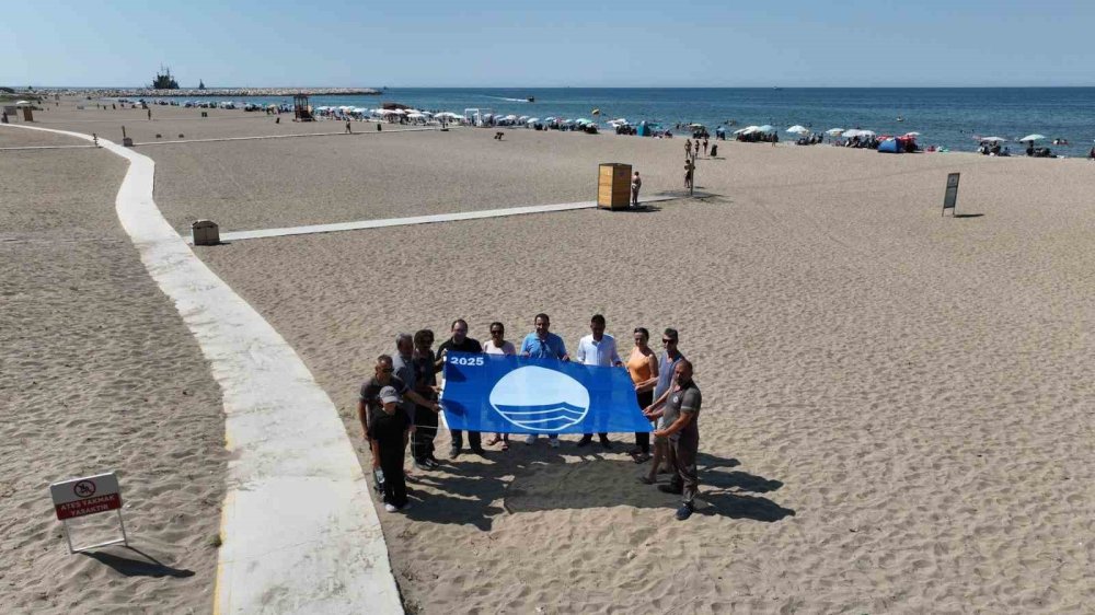 Turizme Göz Kırptı: Yemyeşil Denize Masmavi Bayrak