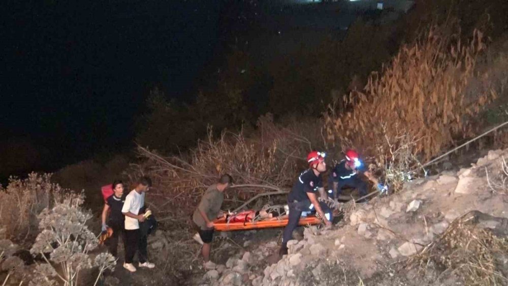 Antalya falezlerinde hareketli gece