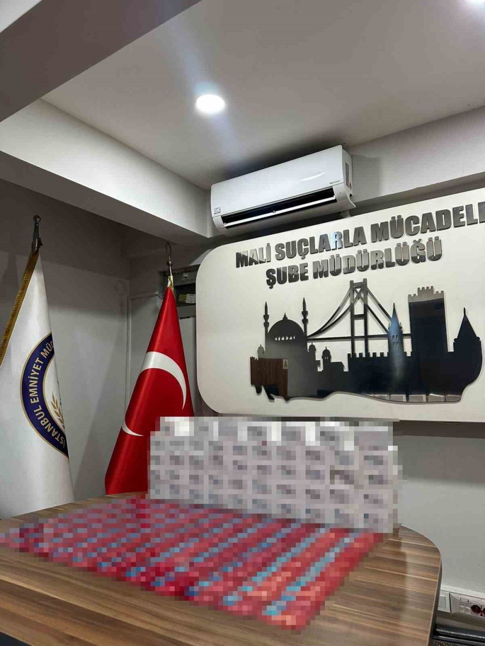 İBB'de çuvalla para ve yardım kartı itirafı: