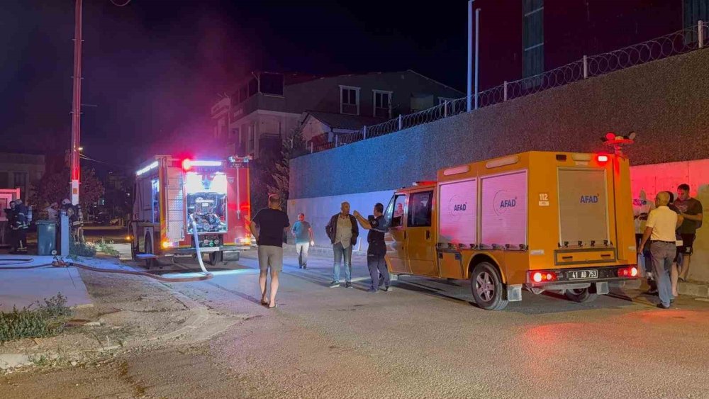 Kocaeli'de fıkra gibi olay: Camlarımız kapalı, nefes alamıyoruz, gözlerimiz yaşarıyor
