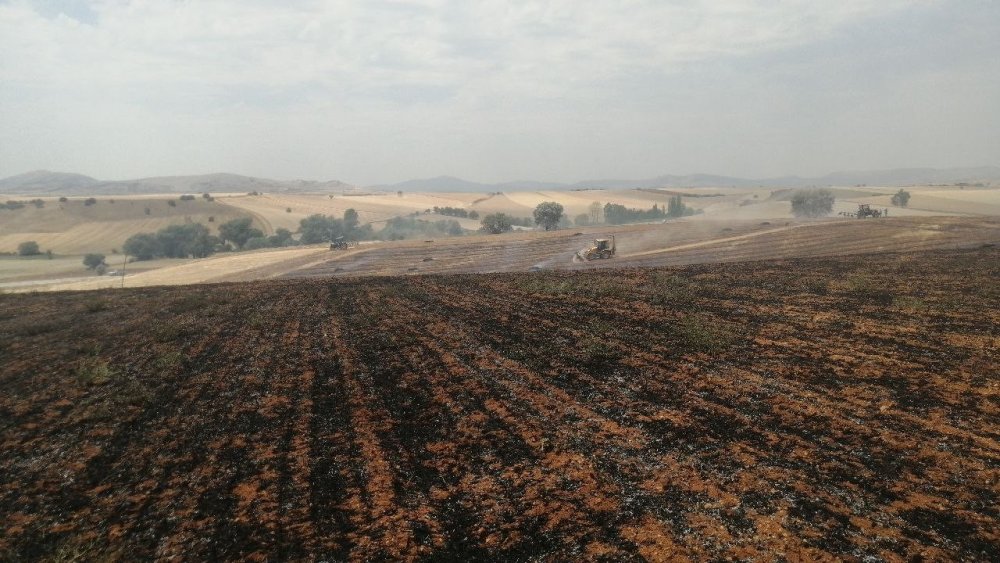 Balya makinesinden çıkan kıvılcım felakete yol açtı
