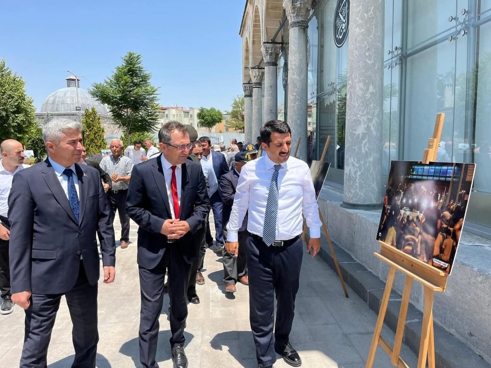 Karapınar'da şehitler için dua, millet için birlik