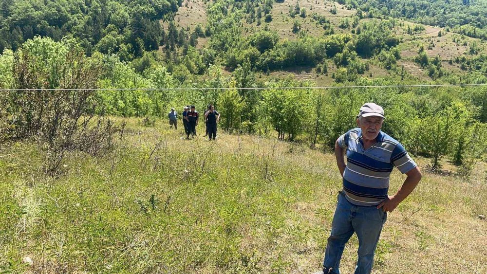Kopan yüksek gerilim hattı teli yangına sebep oldu