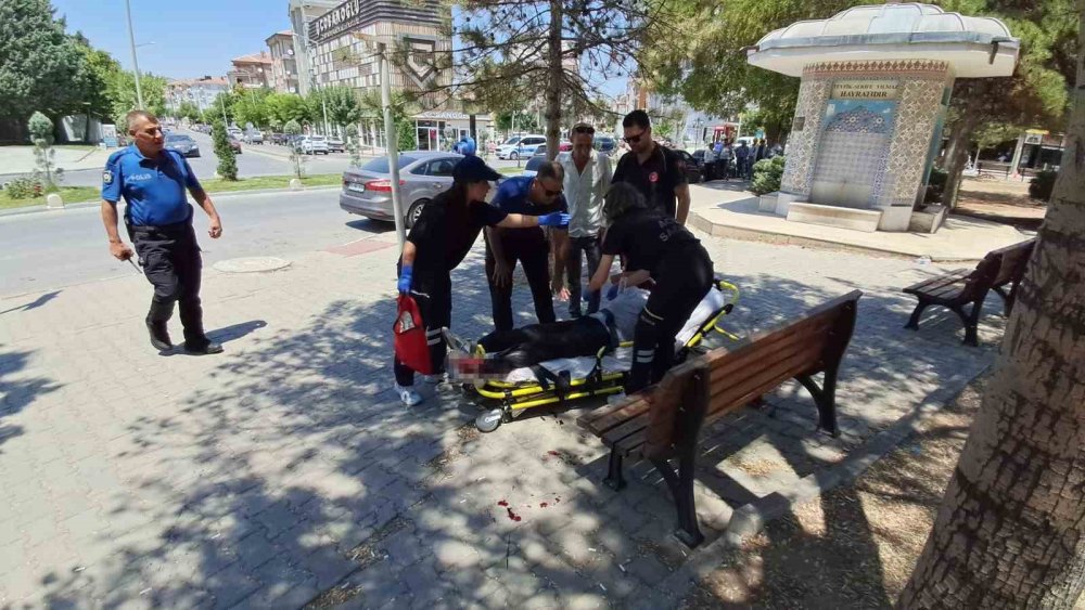 Parkta başlayan kavga hastanede bitti